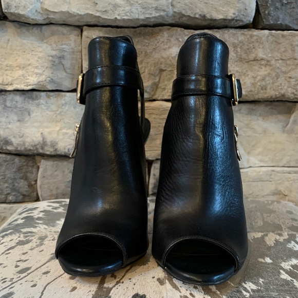 New without box BCBGeneration Black PeepToe Ankle Booties - Picture 6 of 10